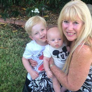 Meet your Posher, Debbie